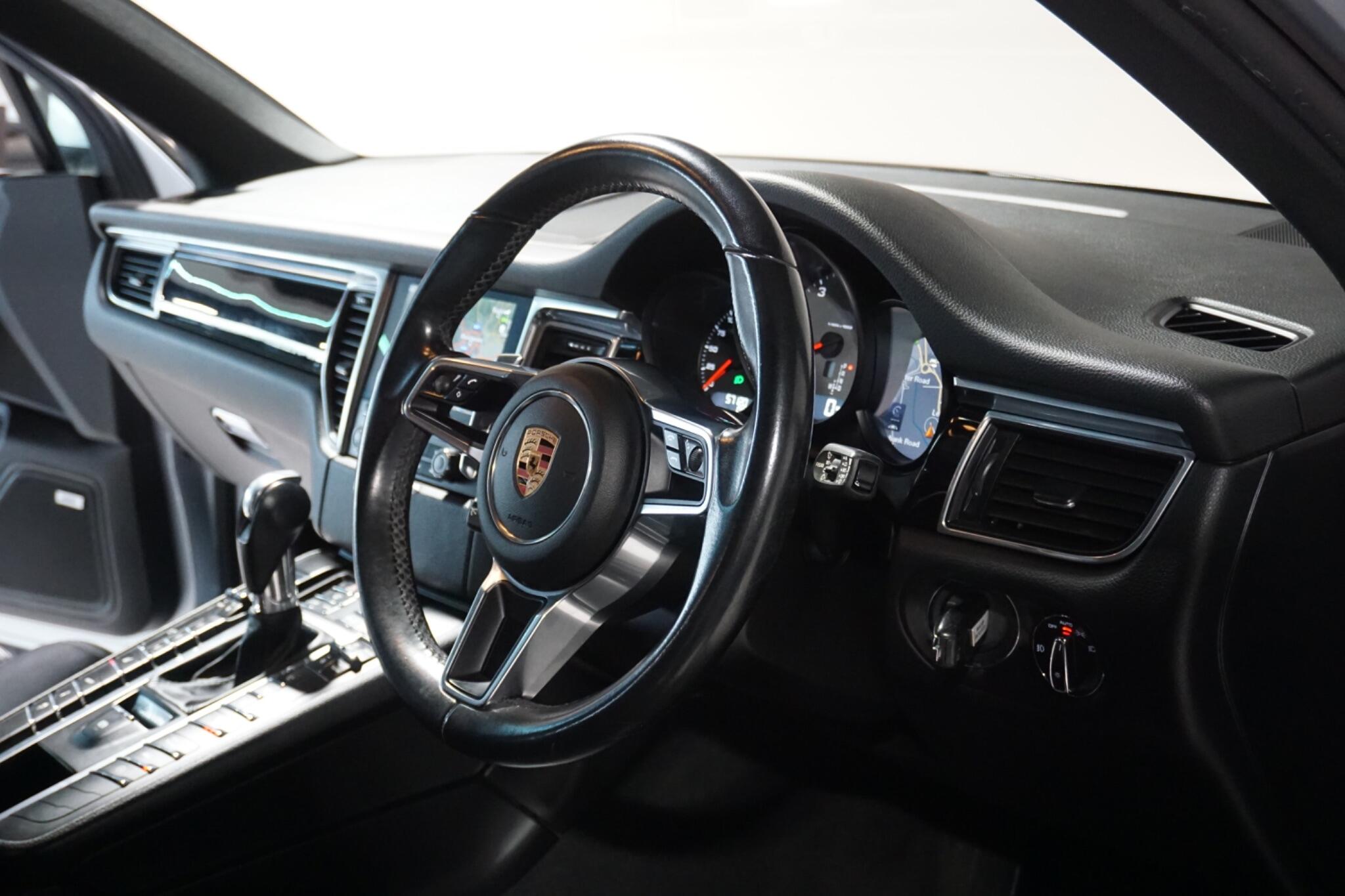 Porsche Macan 3.0 V6 S SUV 5dr Petrol PDK 4WD Euro 6 (s/s) (340 ps)